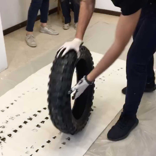 From the Street to the Canvas