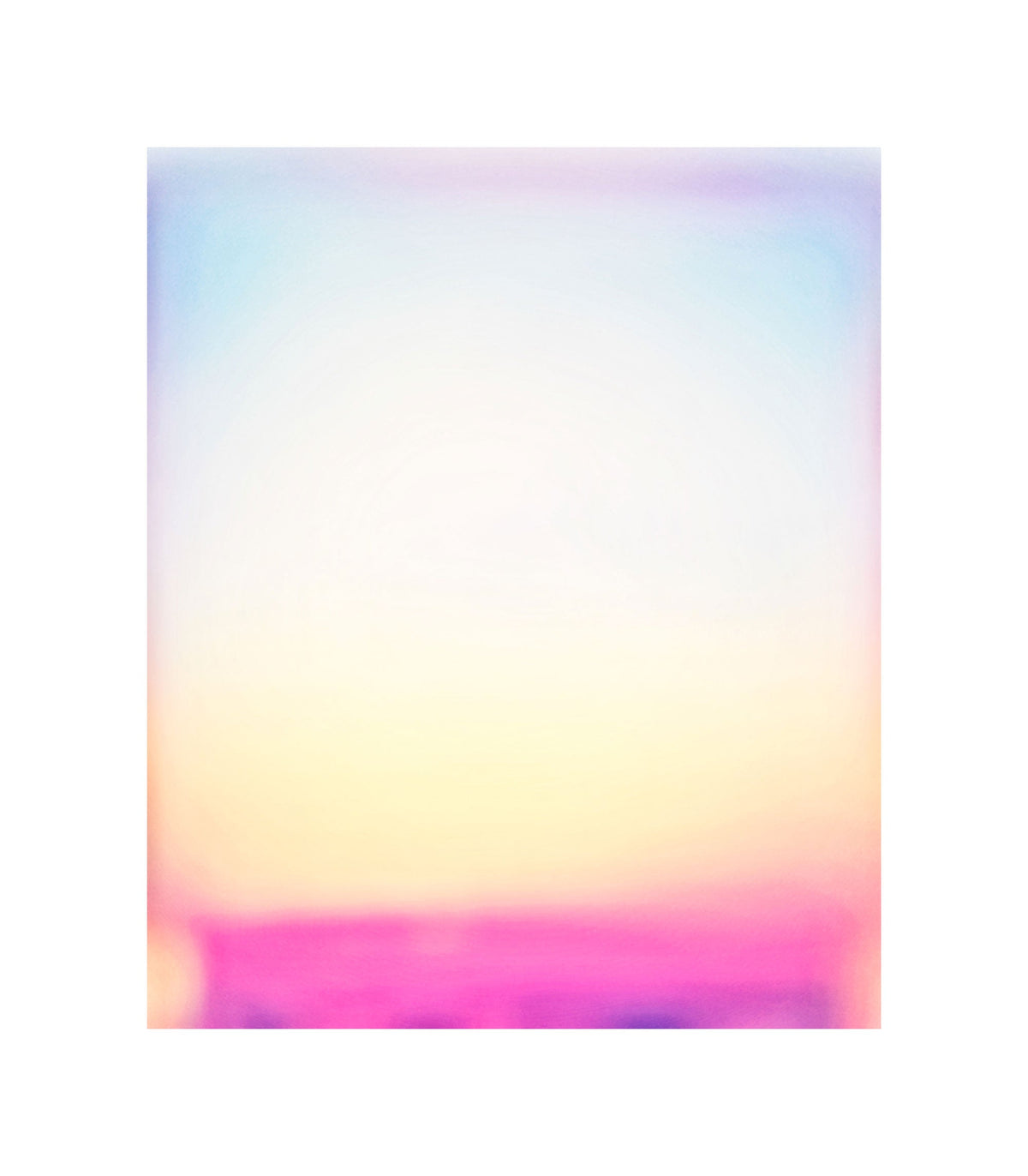 Opera "Soft Land #01" di Mattia Paoli, stampa digitale su tela, gradienti luminosi giallo bianco e rosa, 144x120 cm